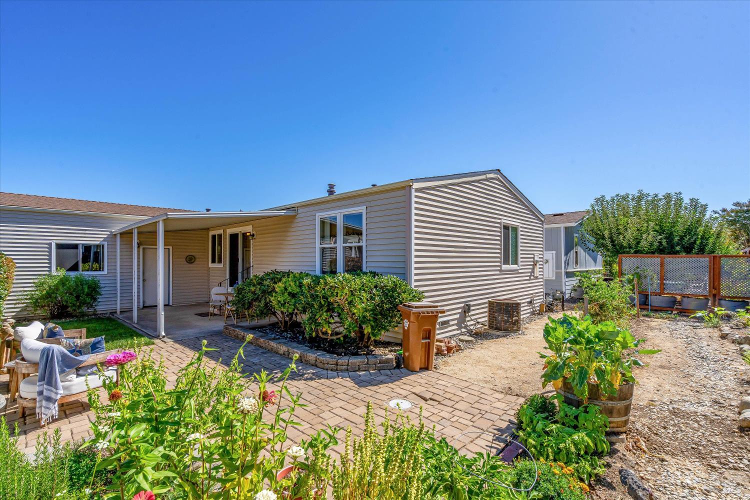 56 Falcon Crest Circle Napa CA 94558