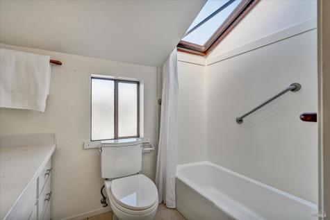 17 Liberty Dock Sausalito CA 94965