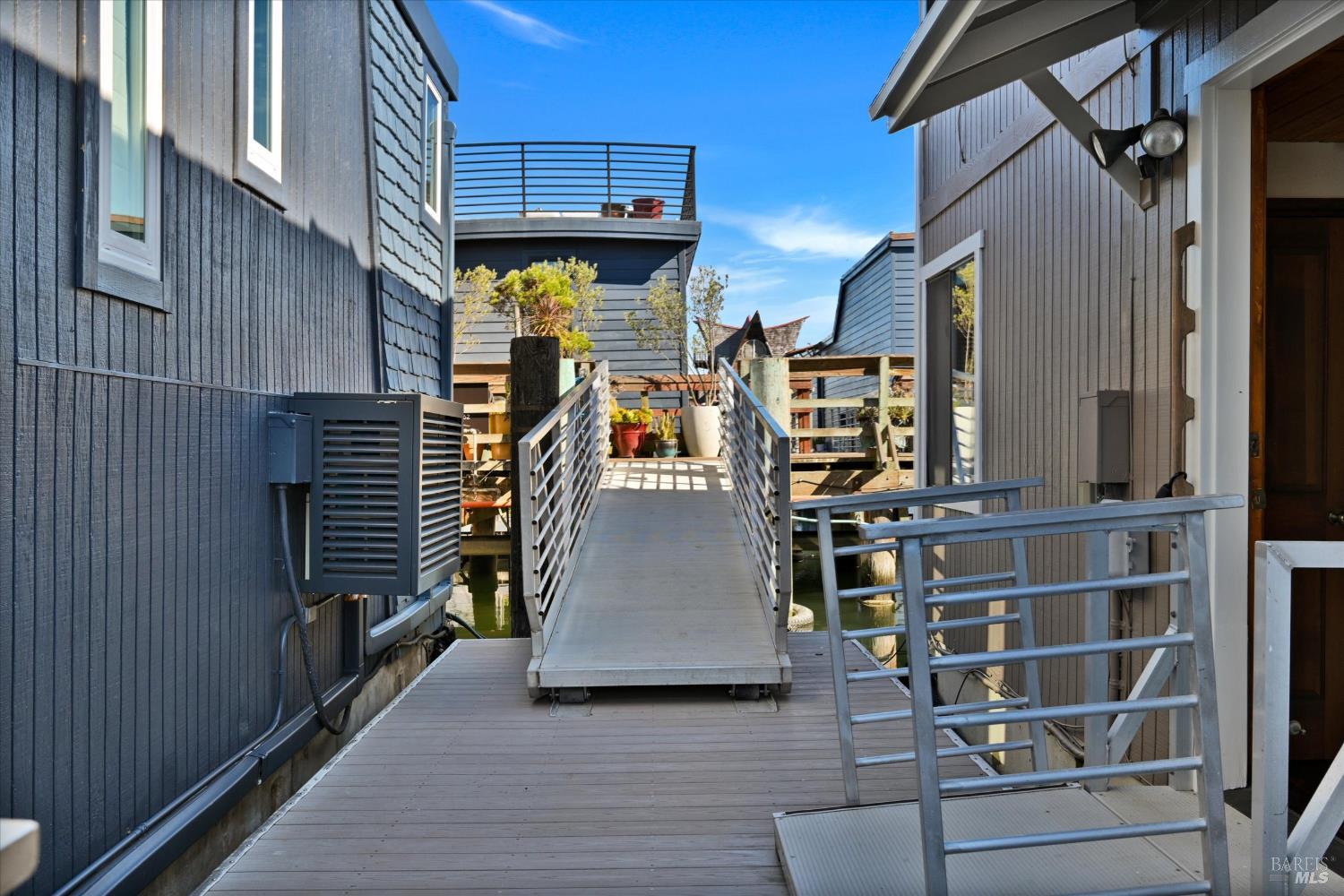 17 Liberty Dock Sausalito CA 94965
