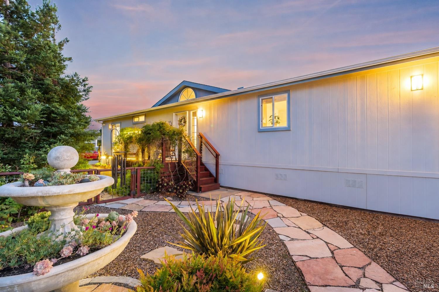 376 Glacier Way San Rafael CA 94903