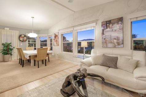 376 Glacier Way San Rafael CA 94903