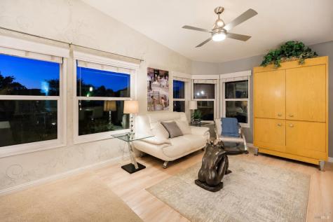 376 Glacier Way San Rafael CA 94903