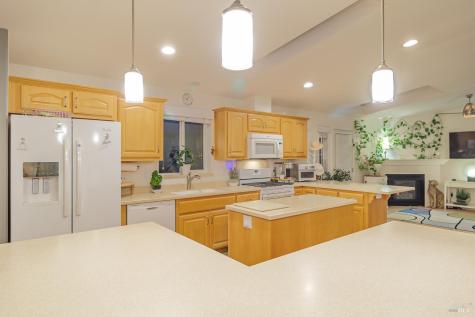 376 Glacier Way San Rafael CA 94903