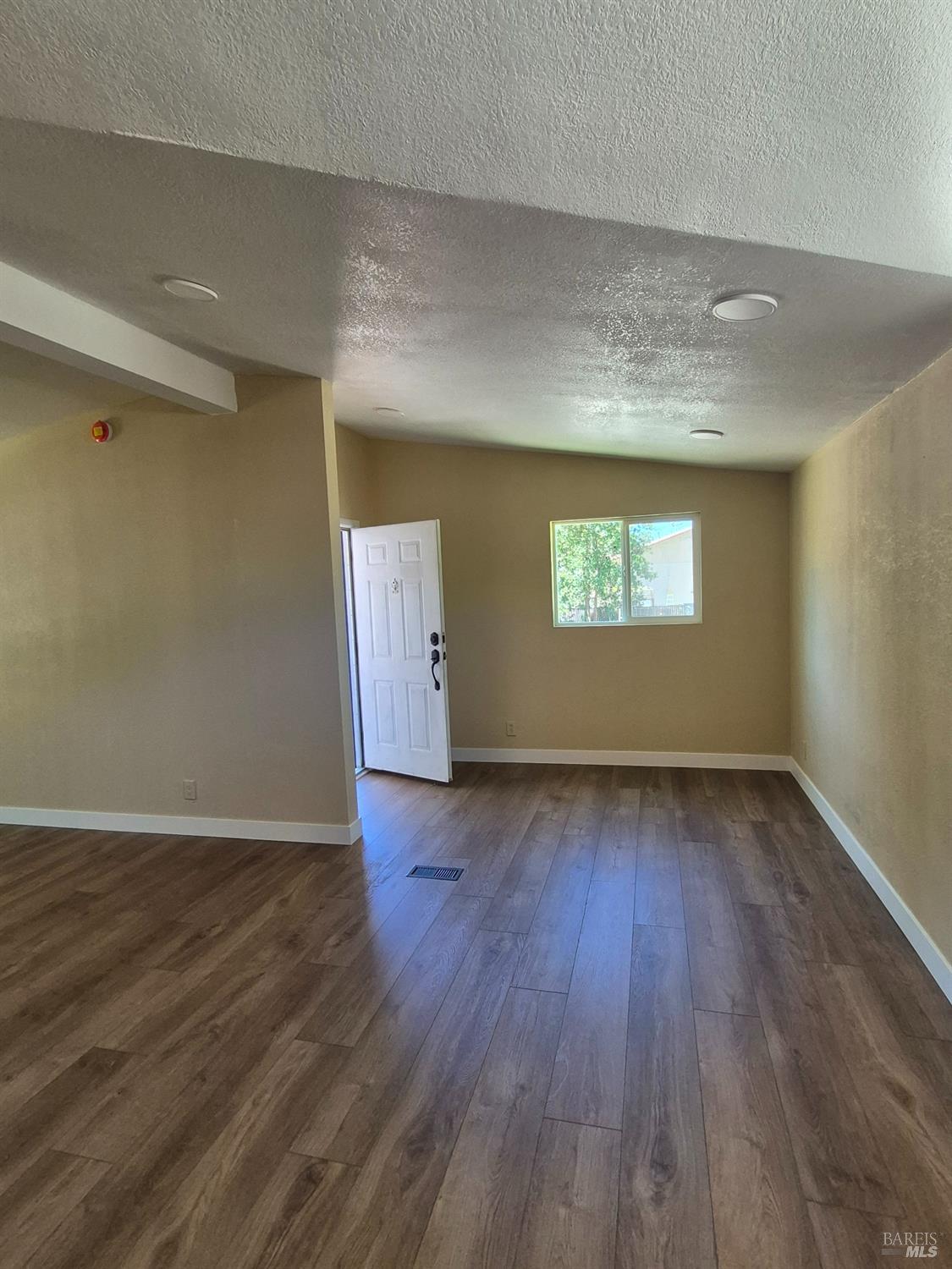 28 Donna Drive Santa Rosa CA 95403