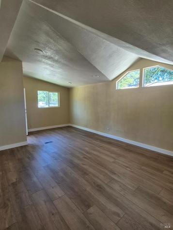 28 Donna Drive Santa Rosa CA 95403