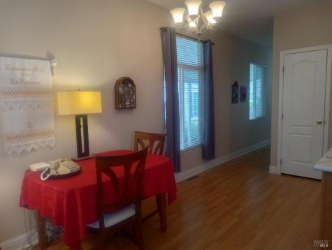 97 Candlewood Drive Petaluma CA 94954