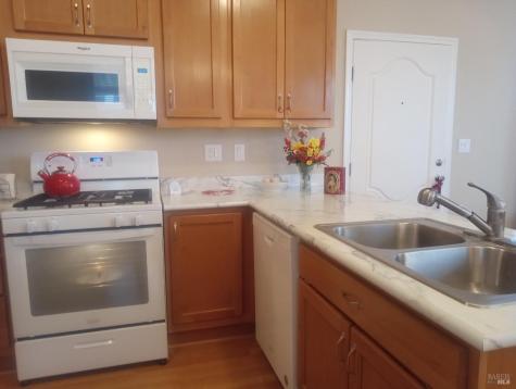 97 Candlewood Drive Petaluma CA 94954