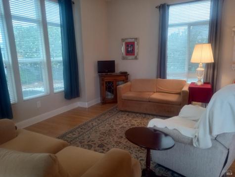 97 Candlewood Drive Petaluma CA 94954