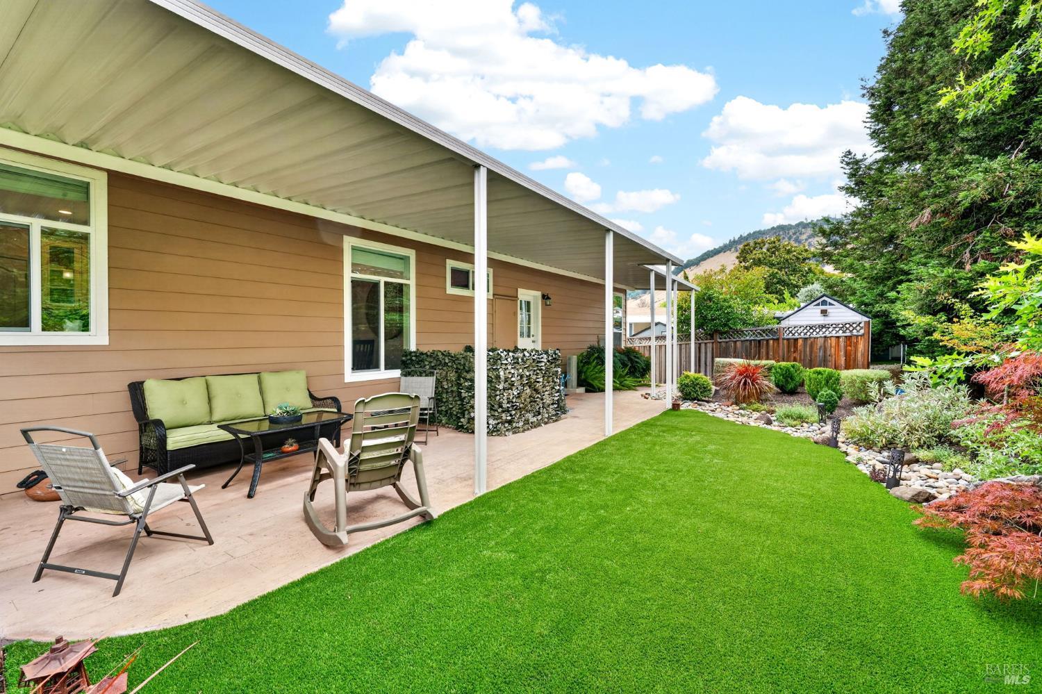 32 Springhill Court Santa Rosa CA 95409
