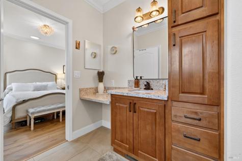 32 Springhill Court Santa Rosa CA 95409