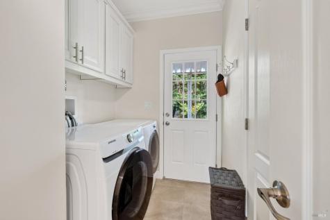 32 Springhill Court Santa Rosa CA 95409