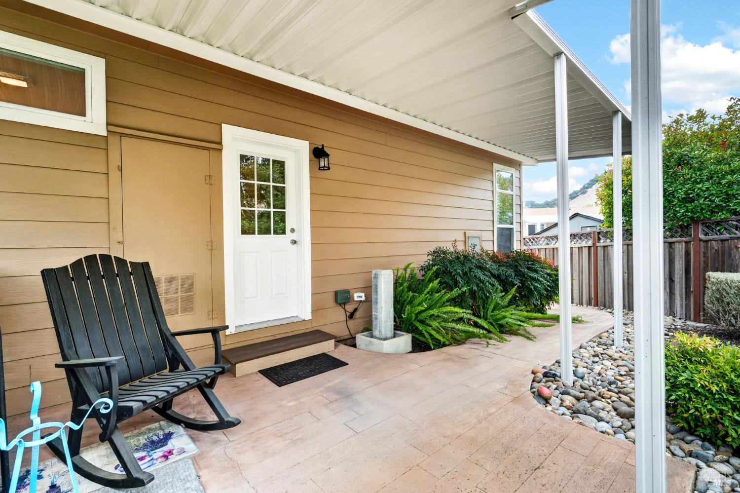 32 Springhill Court Santa Rosa CA 95409