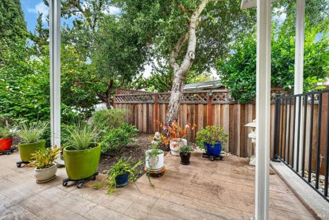 32 Springhill Court Santa Rosa CA 95409