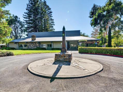 32 Springhill Court Santa Rosa CA 95409