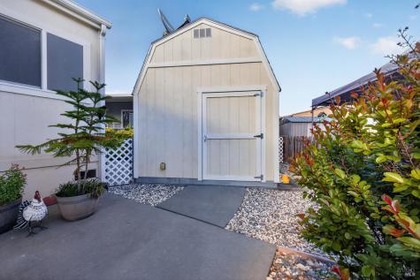 10 Shamrock Circle Santa Rosa CA 95403
