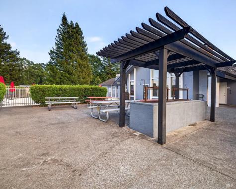 10 Shamrock Circle Santa Rosa CA 95403