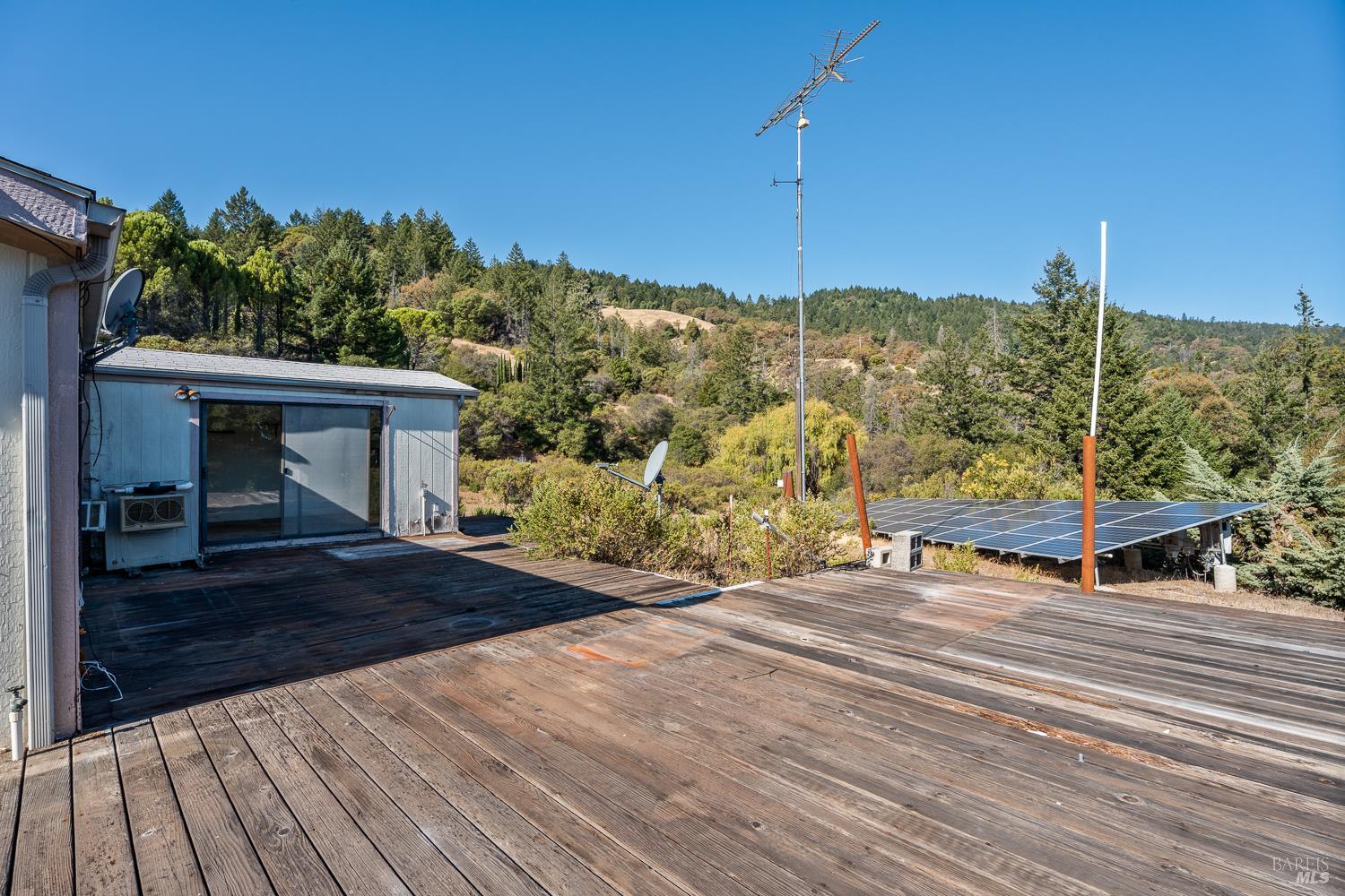 6650 Robinson Creek Road Ukiah CA 95482