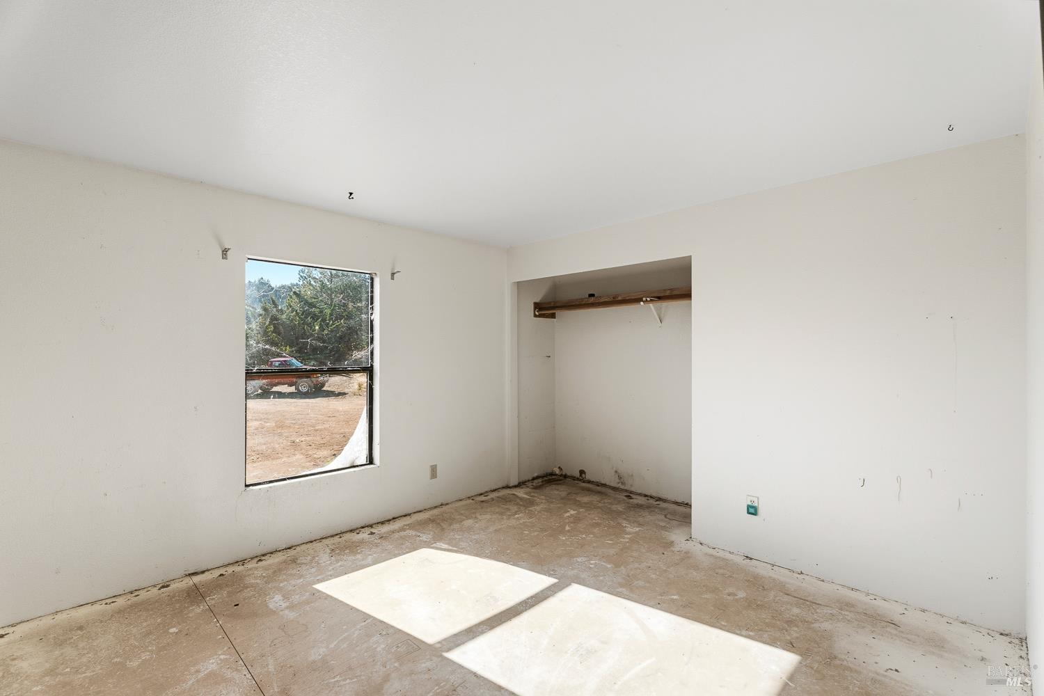 6650 Robinson Creek Road Ukiah CA 95482