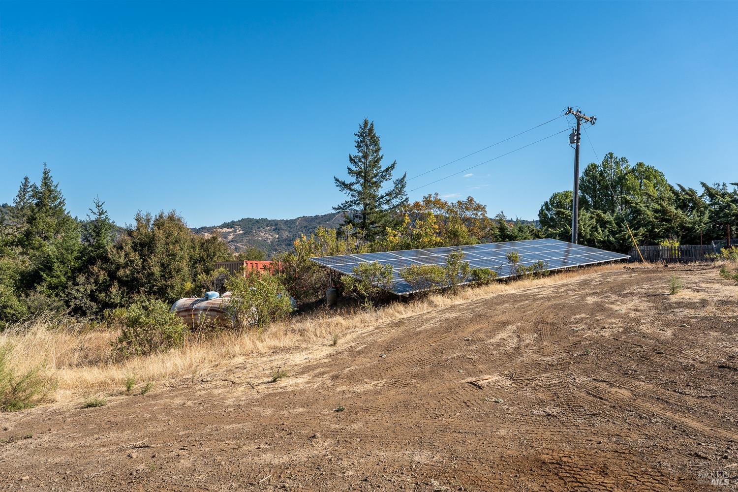 6650 Robinson Creek Road Ukiah CA 95482