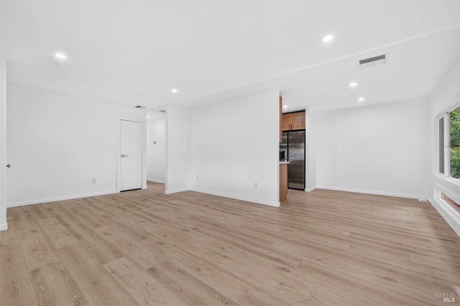 21 Sequoia Circle Santa Rosa CA 95401