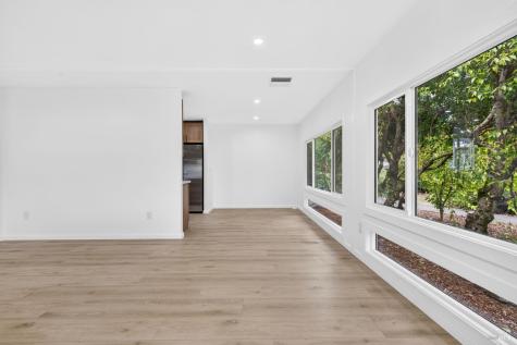 21 Sequoia Circle Santa Rosa CA 95401