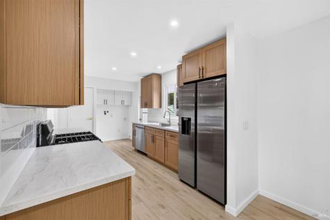 21 Sequoia Circle Santa Rosa CA 95401