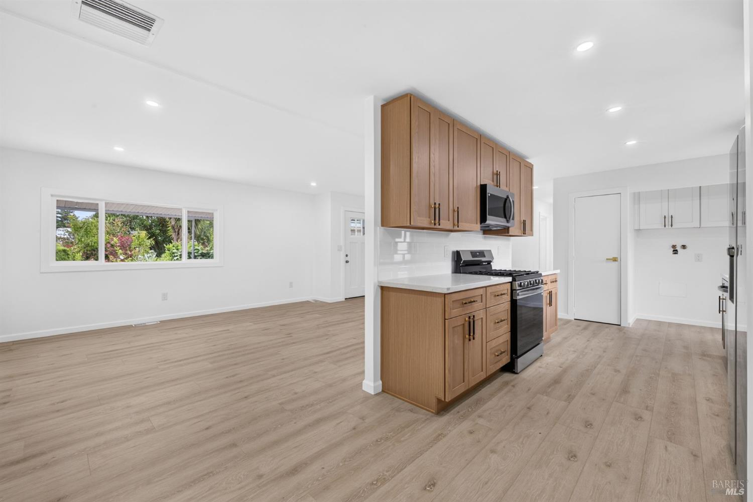21 Sequoia Circle Santa Rosa CA 95401