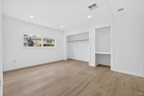 21 Sequoia Circle Santa Rosa CA 95401