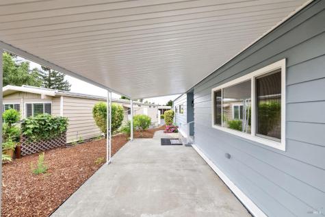 21 Sequoia Circle Santa Rosa CA 95401