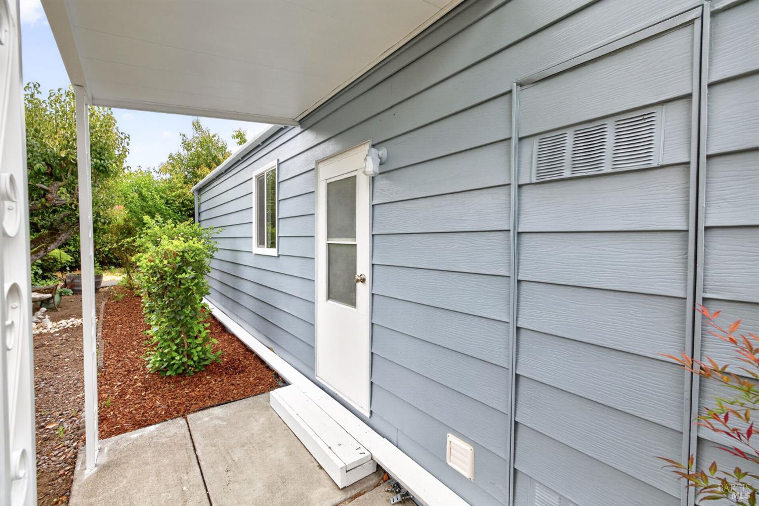 21 Sequoia Circle Santa Rosa CA 95401