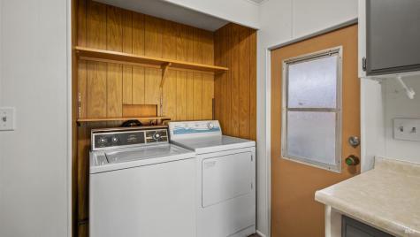 148 Oakwood Drive Petaluma CA 94954