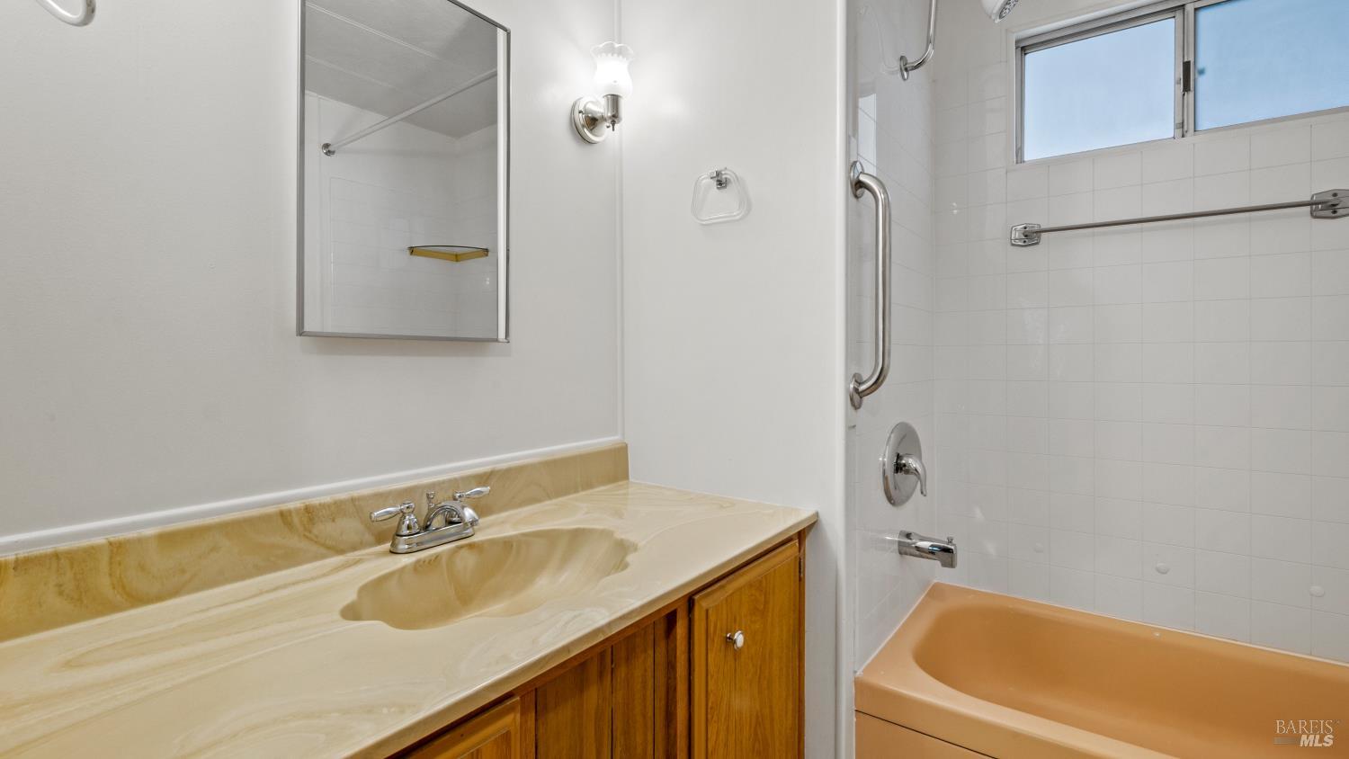 148 Oakwood Drive Petaluma CA 94954