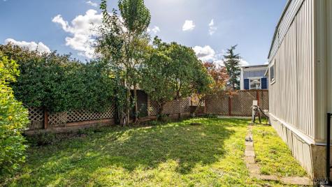 148 Oakwood Drive Petaluma CA 94954