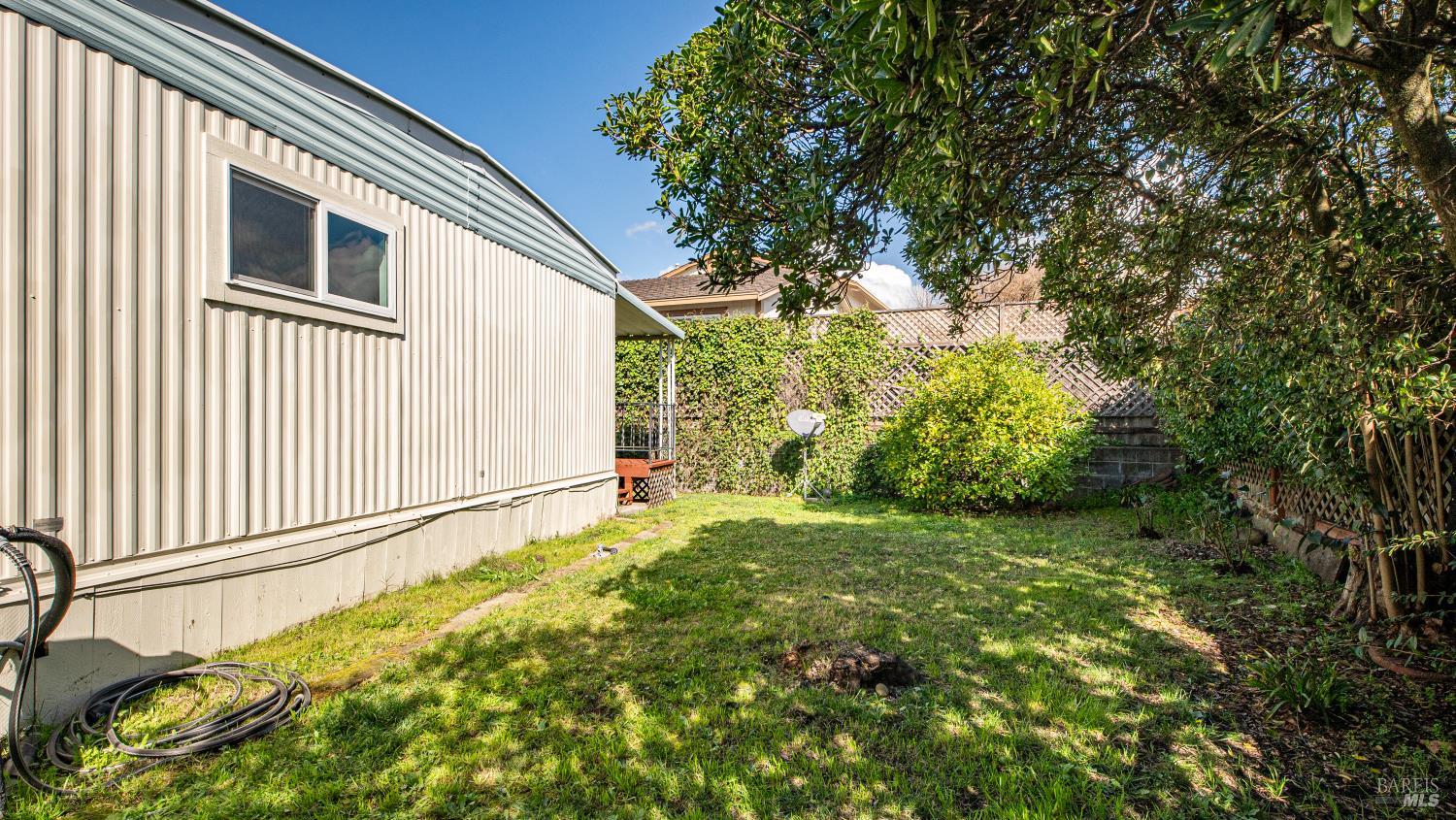 148 Oakwood Drive Petaluma CA 94954