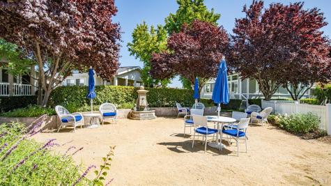 148 Oakwood Drive Petaluma CA 94954