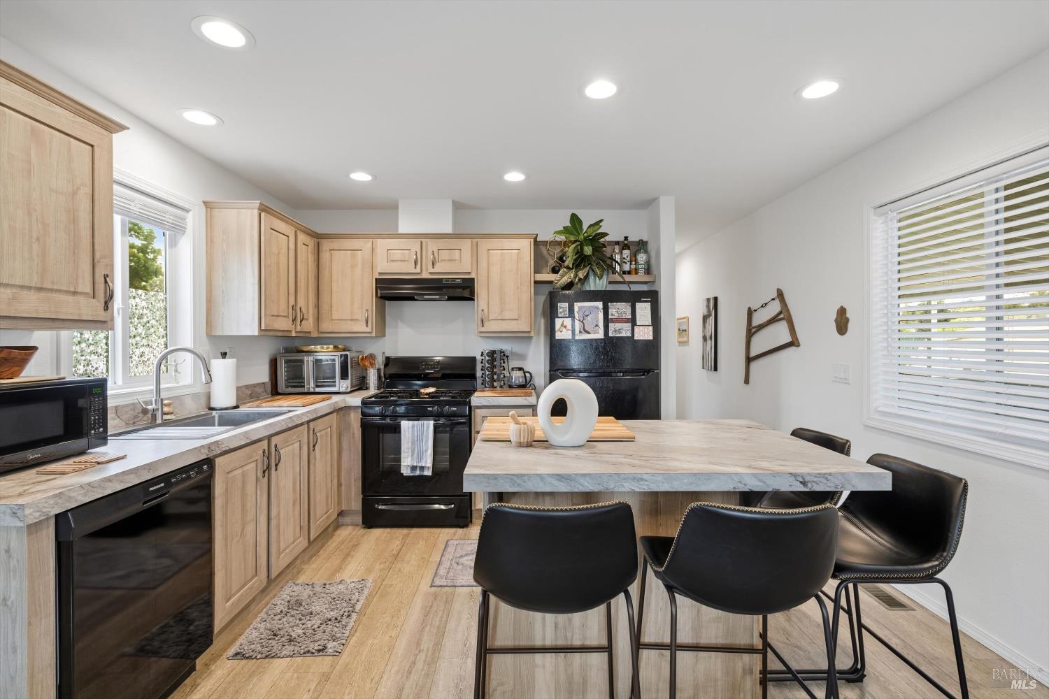300 Stony Point Road Petaluma CA 94952