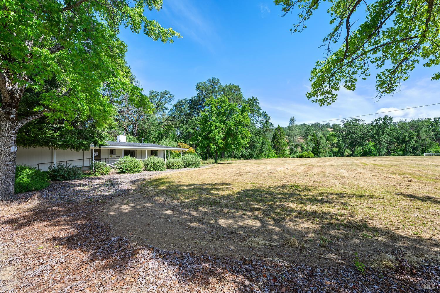 11997 Riata Road Lower Lake CA 95457