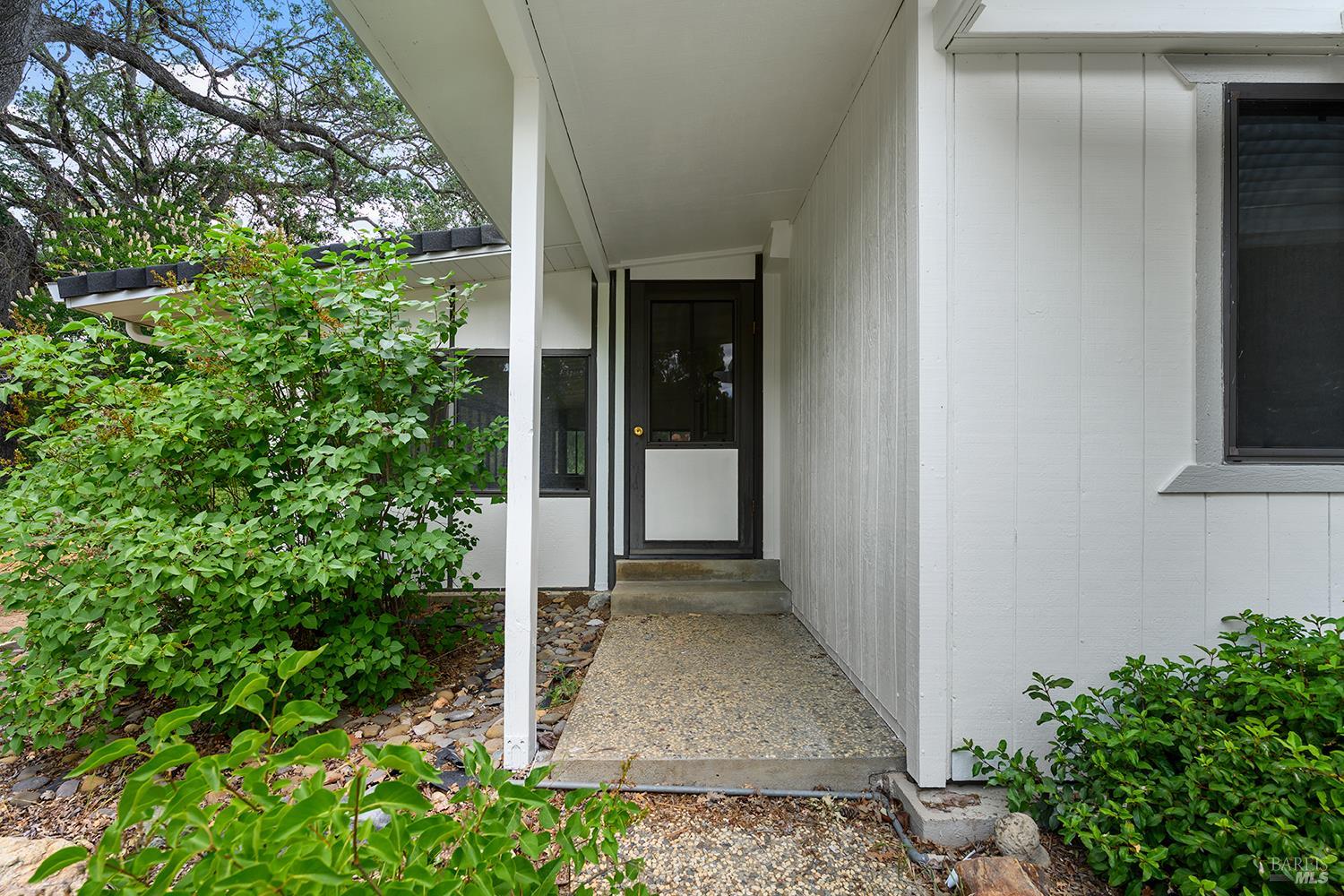 11997 Riata Road Lower Lake CA 95457