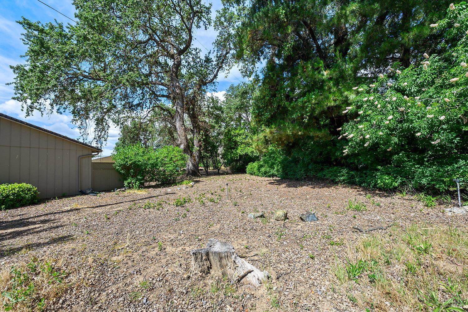 11997 Riata Road Lower Lake CA 95457
