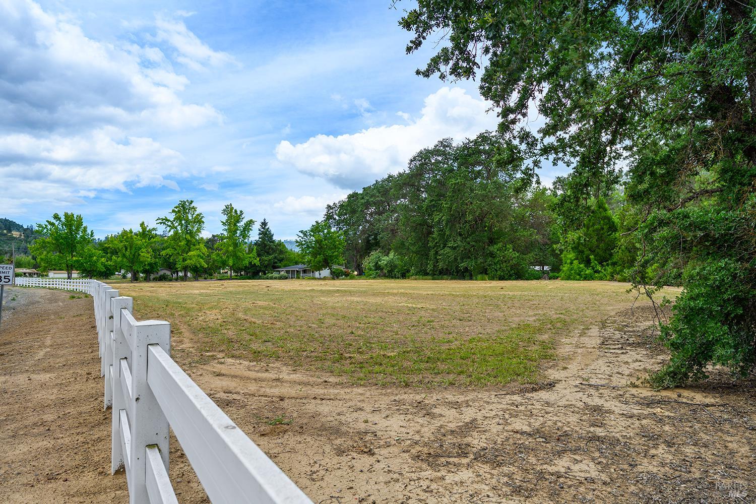 11997 Riata Road Lower Lake CA 95457