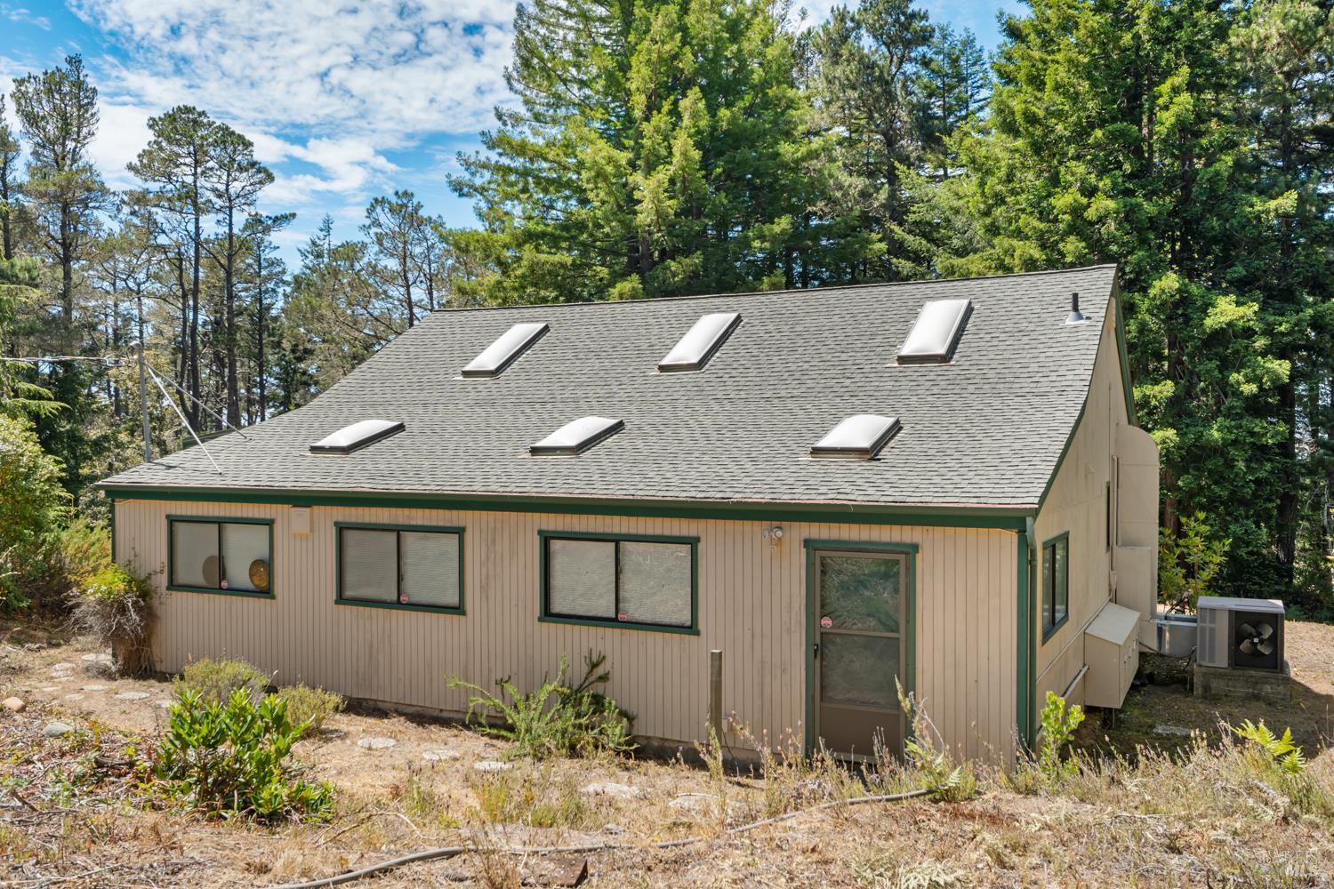 24680 Ten Mile Road Point Arena CA 95468