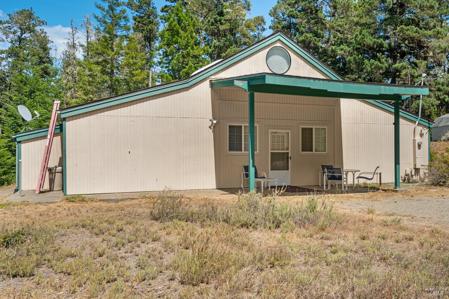 24680 Ten Mile Road Point Arena CA 95468