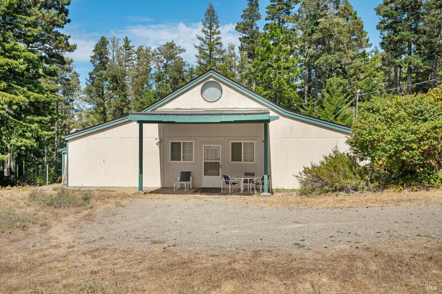 24680 Ten Mile Road Point Arena CA 95468