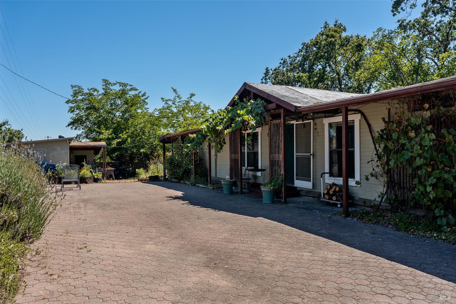 13951 N Busch Road Potter Valley CA 95469