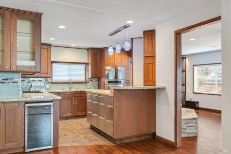 7 Michael Drive Petaluma CA 94954