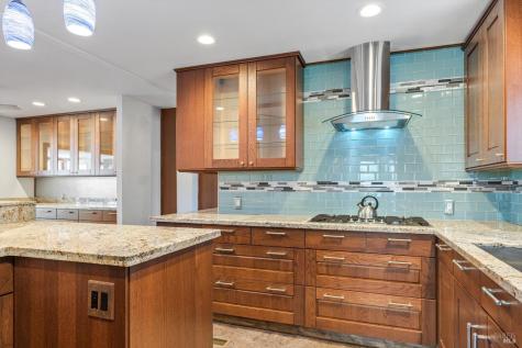 7 Michael Drive Petaluma CA 94954