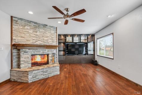 7 Michael Drive Petaluma CA 94954