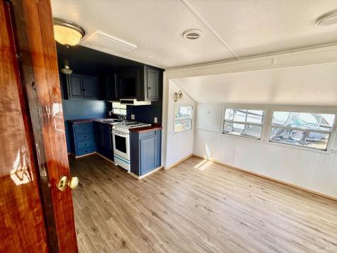 230 Theresa Drive Cloverdale CA 95425