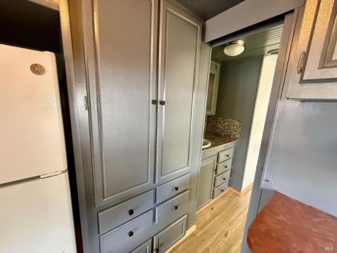 230 Theresa Drive Cloverdale CA 95425