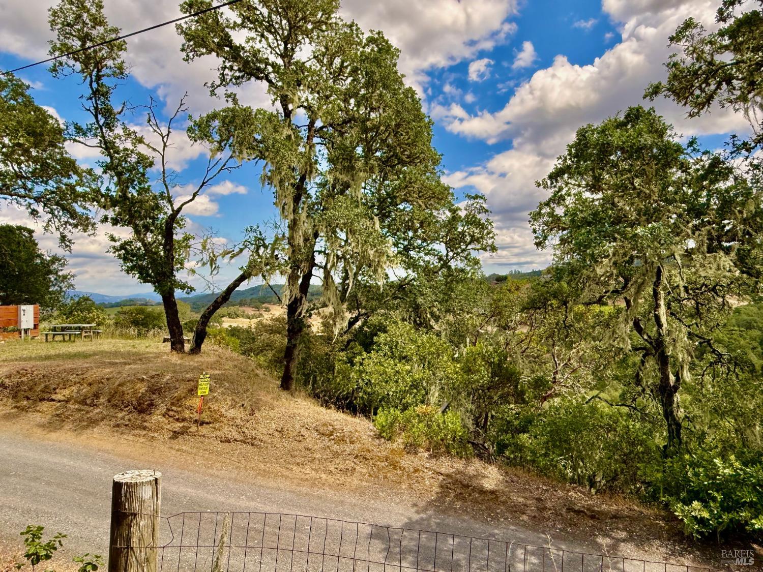 230 Theresa Drive Cloverdale CA 95425